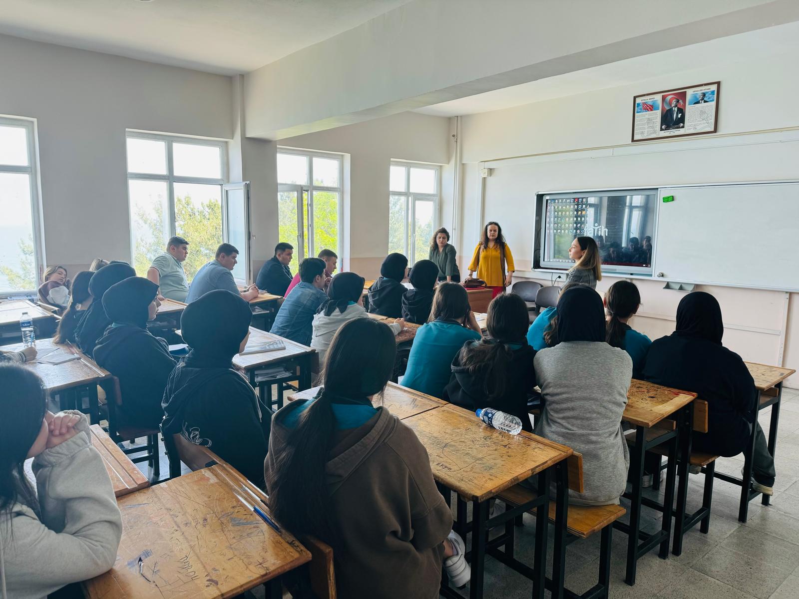Yüksekokulumuz Lisede Tanıtıldı